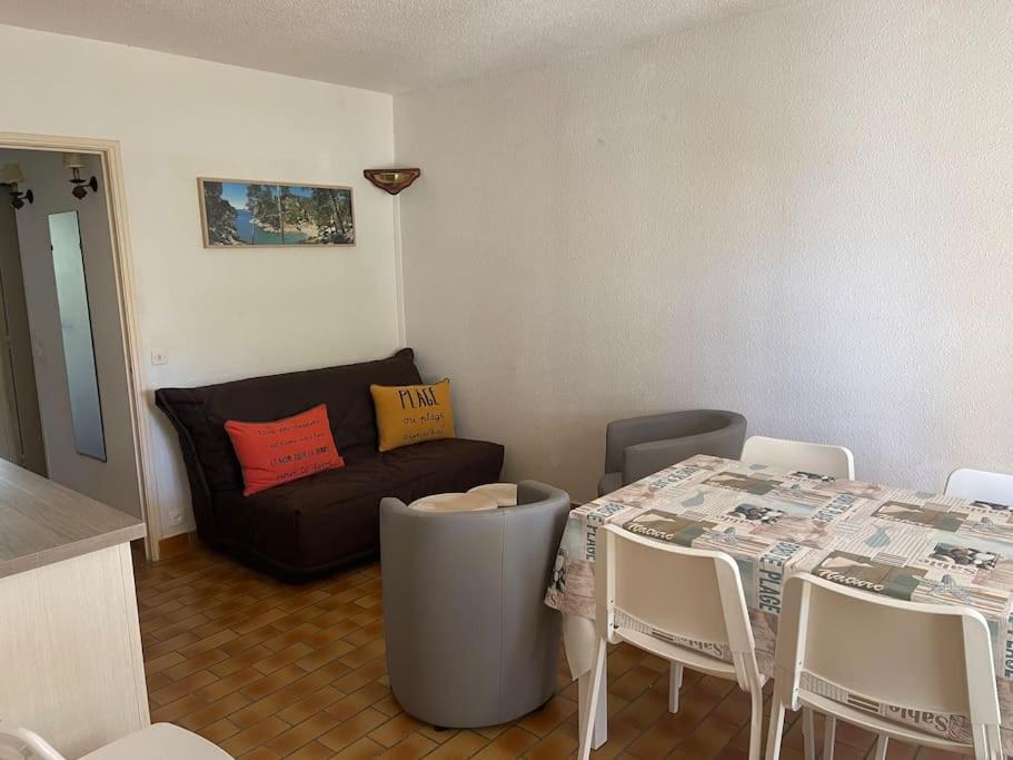 Appart-st Cyr Sur Mer-la Madrague-4pers-parking * Saint-Cyr-sur-Mer