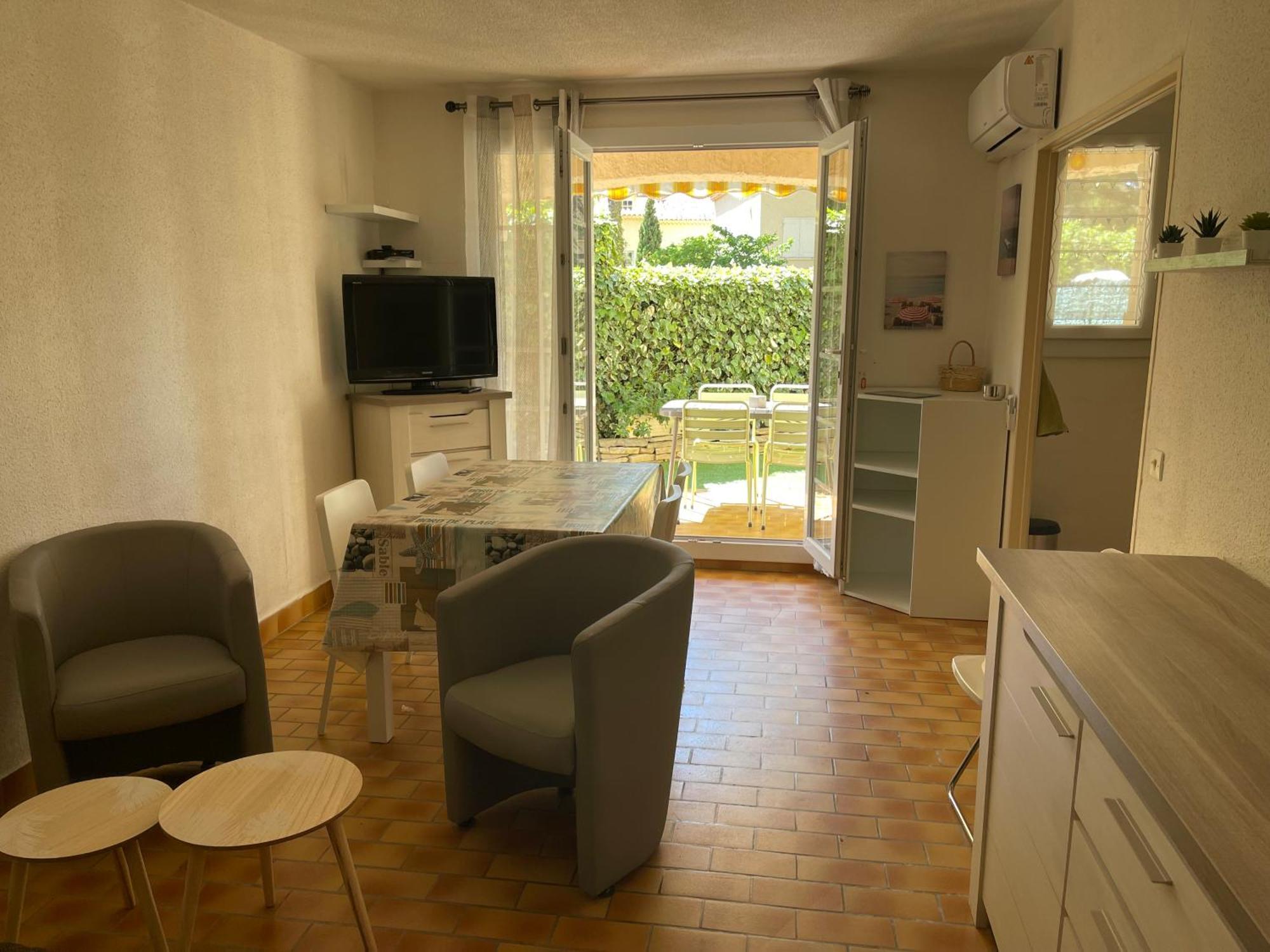 Appart-st Cyr Sur Mer-la Madrague-4pers-parking Saint-Cyr-sur-Mer