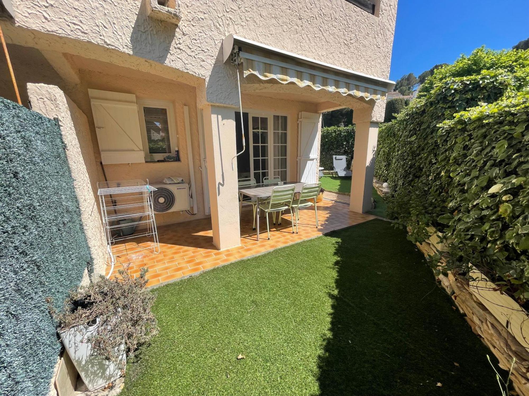 Appart-st Cyr Sur Mer-la Madrague-4pers-parking Apartment Saint-Cyr-sur-Mer